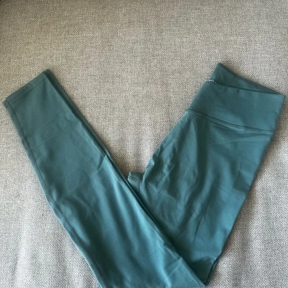 LEGGINGS ONLY 437 collab with Rachael Kirkconnell Topaz - Picture 5 of 6